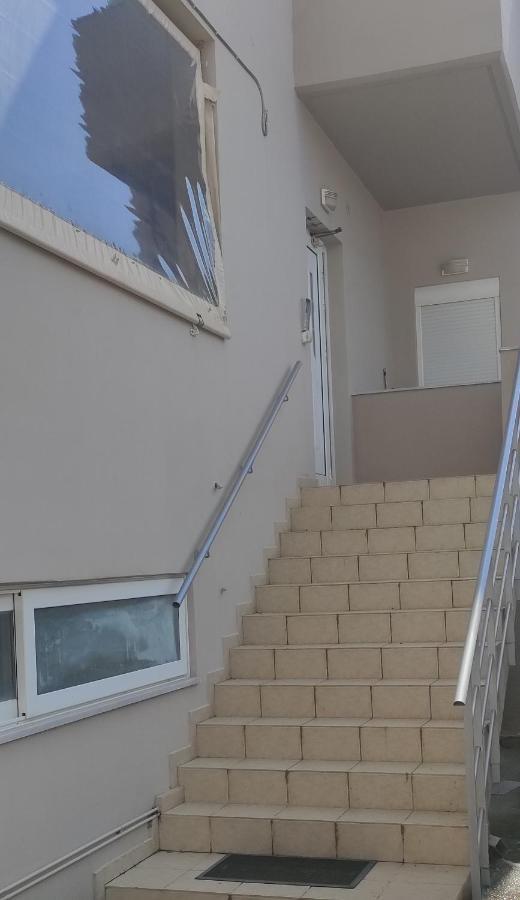 Οικογενειακό Διαμέρισμα Στα Χανια Με Θέα Chania  ภายนอก รูปภาพ